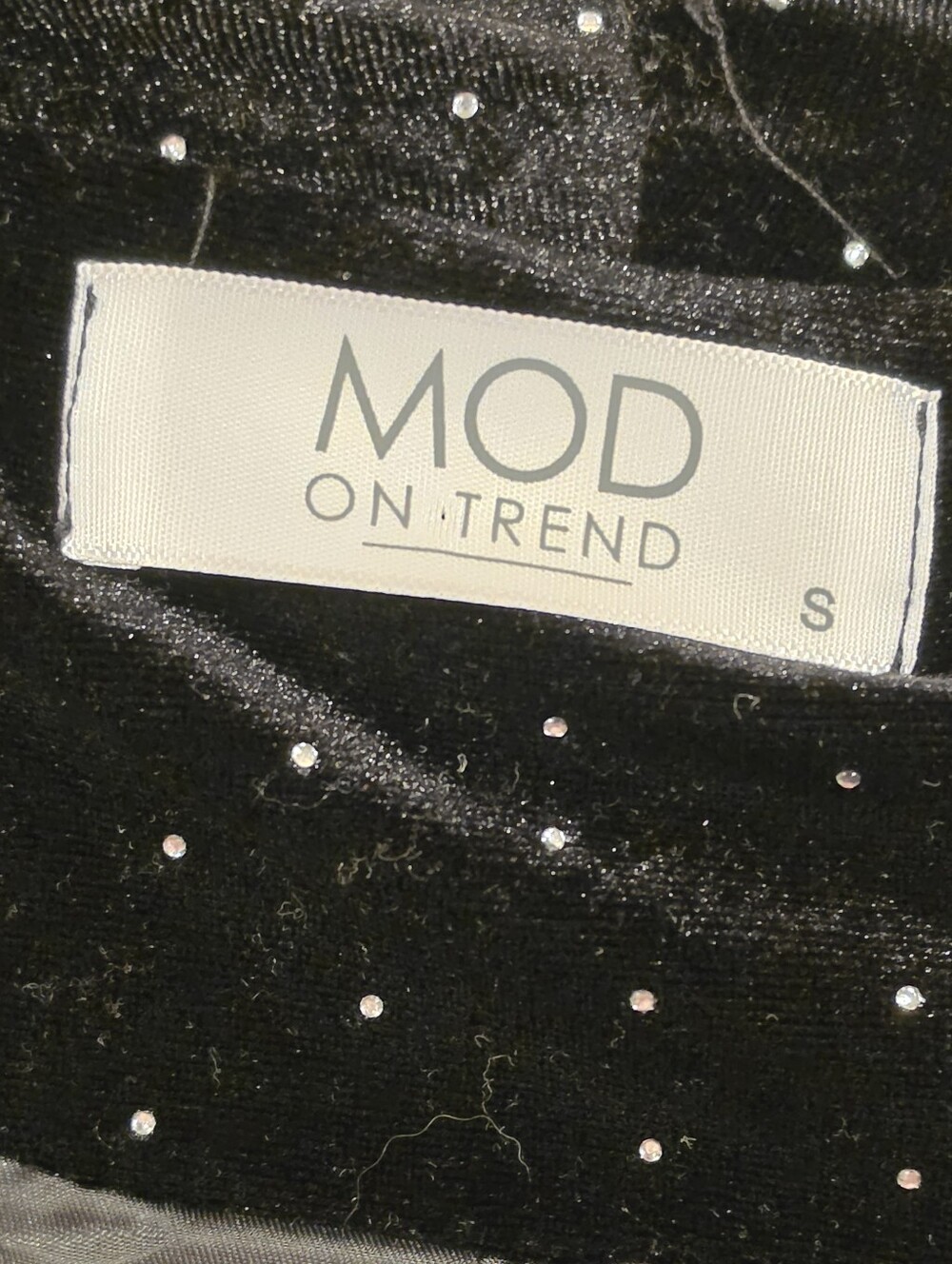 Mod on Trend Black Velvet Rhinestone Studded Open Front Blazer Shawl Collar S - Picture 4 of 5